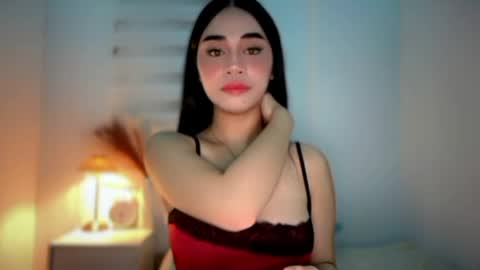 Snapshot of expensivets_chloe chatting on 31, 3, 2026 chloee online show from 31, 3, 2026