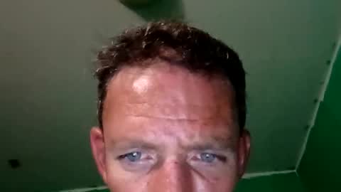 Snapshot of experttreecompany chatting on 22, 3, 2026 experttreecompany online show from 22, 3, 2026