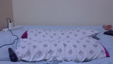 Snapshot of explicitly_certified chatting on 14, 11, 2025 explicitly_certified online show from 14, 11, 2025