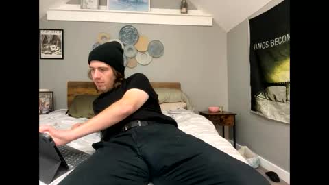 Snapshot of explosive_andyy chatting on 20, 11, 2025 Explosivee andyy online show from 20, 11, 2025