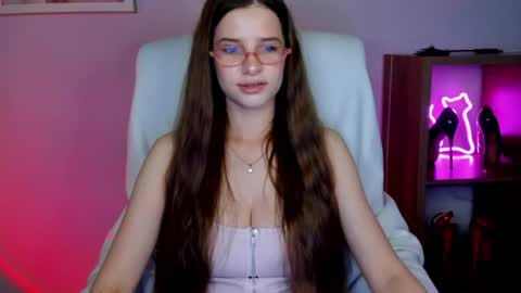Maya online show from 6, 8, 2026