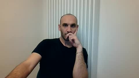 Extro online show from 3, 4, 2026