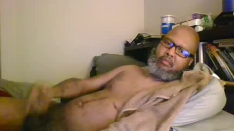 eyequee0007 online show from 26, 9, 2025