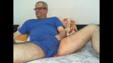 Snapshot of eyes12 chatting on 1, 6, 2026 GEORGE online show from 1, 6, 2026
