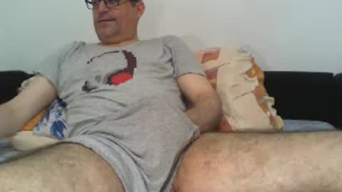 Snapshot of eyes12 chatting on 22, 6, 2026 GEORGE online show from 22, 6, 2026