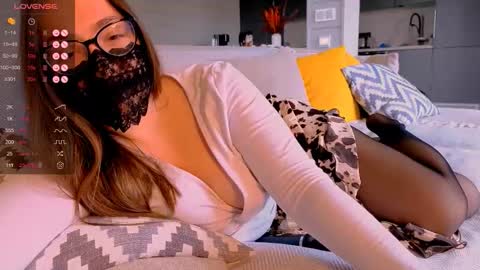 Im sensual so I act on the situation online show from 13, 10, 2025