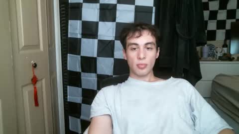 Ezra Naamah online show from 19, 1, 2025