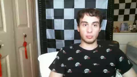 Ezra Naamah online show from 4, 2, 2025