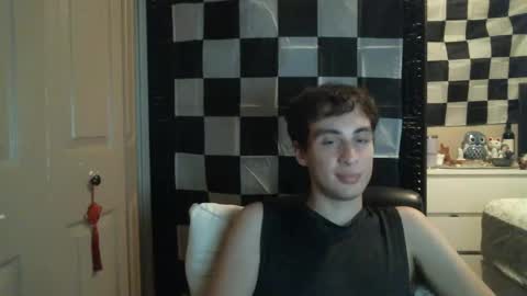 Ezra Naamah online show from 14, 2, 2025