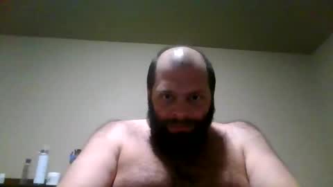 Snapshot of f00258543 chatting on 17, 12, 2025 Hairyhornydad online show from 17, 12, 2025