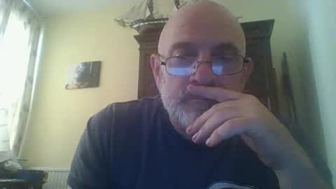 f1zzeek online show from 3, 5, 2026