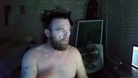 Snapshot of f33l_good chatting on 4, 2, 2026 F33l Good online show from 4, 2, 2026