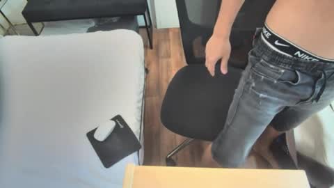 fabiano_hernandes30 online show from 21, 4, 2026