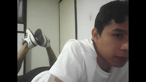 Snapshot of fabiar11 chatting on 6, 10, 2025 R online show from 6, 10, 2025