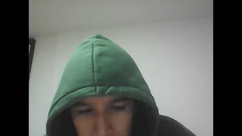 Snapshot of fabiar11 chatting on 19, 10, 2025 R online show from 19, 10, 2025