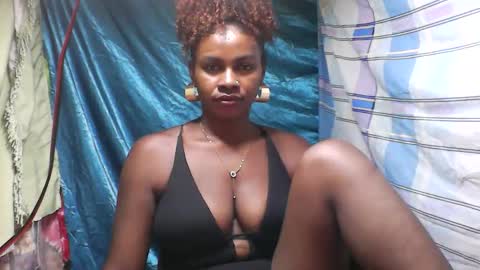 Fabriola9794 online show from 19, 3, 2026