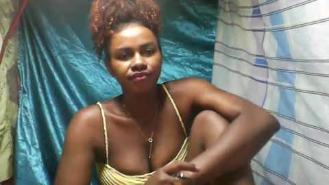 Fabriola9794 online show from 22, 3, 2026