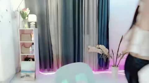 fabulous_sharpey online show from 26, 4, 2026