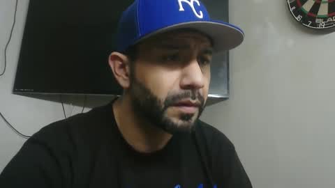 Snapshot of faded805 chatting on 27, 12, 2024 Mark online show from 27, 12, 2024