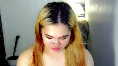 Snapshot of fairy_cuddle chatting on 25, 3, 2026 call me shanaia online show from 25, 3, 2026