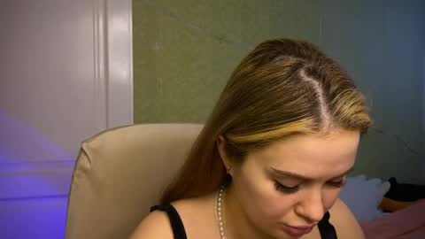 Snapshot of fairyilona chatting on 4, 4, 2026 Ilona online show from 4, 4, 2026