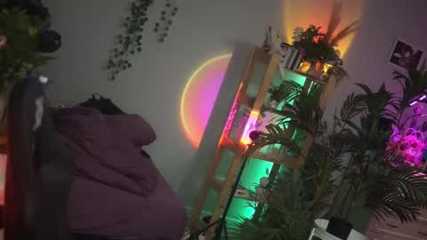 Snapshot of faith_chan chatting on 9, 11, 2025 faith_chan online show from 9, 11, 2025