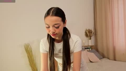 Snapshot of faithinpromo chatting on 4, 5, 2026 My name is Milisa online show from 4, 5, 2026