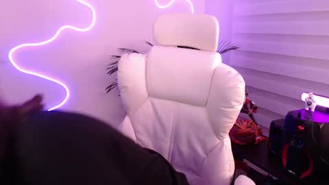 Snapshot of fallenag__ chatting on 18, 9, 2025 OF fallenag 1 online show from 18, 9, 2025