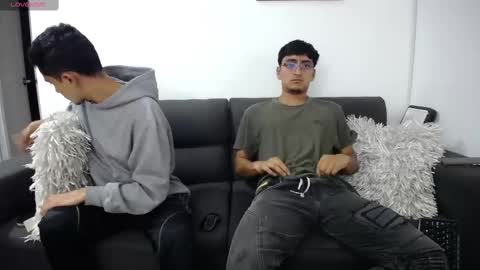 FallGays online show from 26, 2, 2025