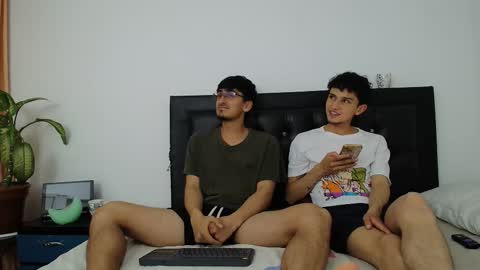 Snapshot of fallgays chatting on 10, 3, 2026 FallGays online show from 10, 3, 2026