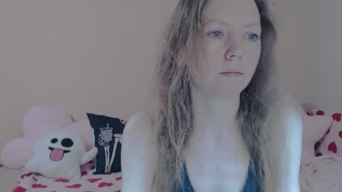 Snapshot of fanatka chatting on 17, 3, 2026 BUNNYGal online show from 17, 3, 2026