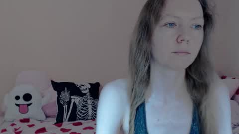 Snapshot of fanatka chatting on 18, 3, 2026 BUNNYGal online show from 18, 3, 2026