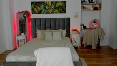 Jennifer online show from 15, 9, 2025