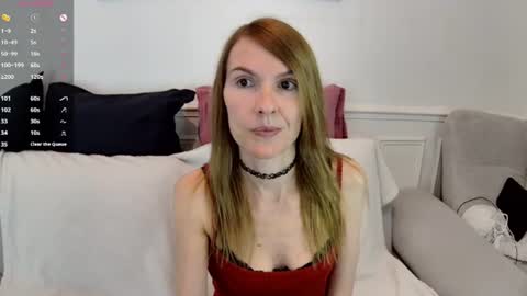 Snapshot of fanny_posy chatting on 9, 8, 2026 Fanny online show from 9, 8, 2026