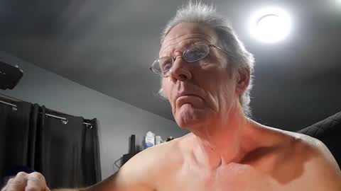 Snapshot of fantasyresort chatting on 18, 1, 2025 fantasyresort online show from 18, 1, 2025