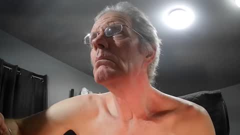 Snapshot of fantasyresort chatting on 27, 1, 2025 fantasyresort online show from 27, 1, 2025