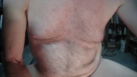 Snapshot of fantasyresort chatting on 7, 3, 2025 fantasyresort online show from 7, 3, 2025