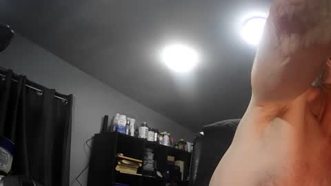 Snapshot of fantasyresort chatting on 9, 3, 2025 fantasyresort online show from 9, 3, 2025