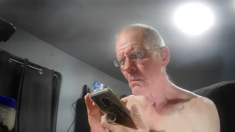 Snapshot of fantasyresort chatting on 28, 9, 2025 fantasyresort online show from 28, 9, 2025