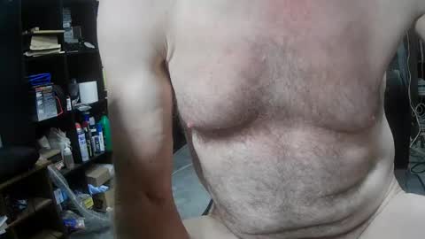 Snapshot of fantasyresort chatting on 3, 10, 2025 fantasyresort online show from 3, 10, 2025