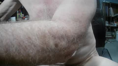 Snapshot of fantasyresort chatting on 4, 10, 2025 fantasyresort online show from 4, 10, 2025