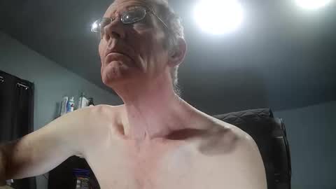 Snapshot of fantasyresort chatting on 18, 11, 2025 fantasyresort online show from 18, 11, 2025