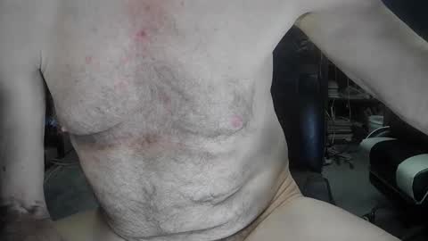 Snapshot of fantasyresort chatting on 19, 12, 2025 fantasyresort online show from 19, 12, 2025