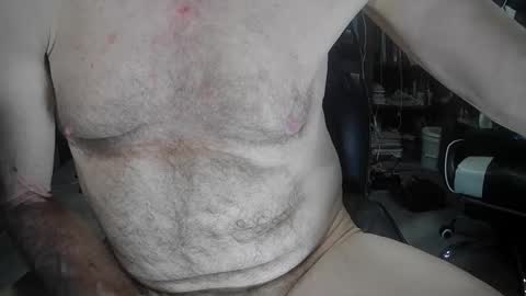 Snapshot of fantasyresort chatting on 20, 12, 2025 fantasyresort online show from 20, 12, 2025