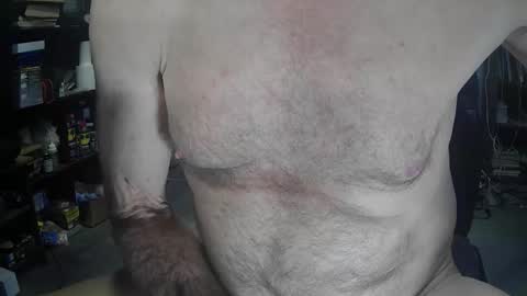 Snapshot of fantasyresort chatting on 3, 3, 2026 fantasyresort online show from 3, 3, 2026