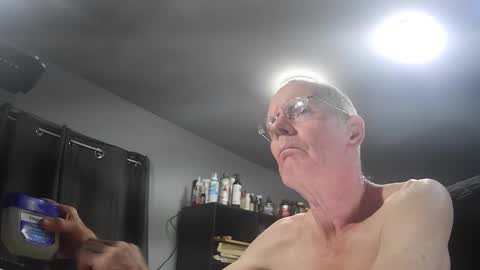 Snapshot of fantasyresort chatting on 18, 3, 2026 fantasyresort online show from 18, 3, 2026