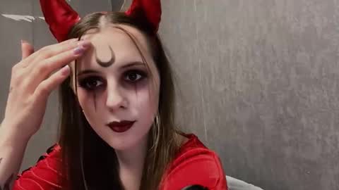 Snapshot of farahwinkles chatting on 24, 10, 2025 Maria online show from 24, 10, 2025