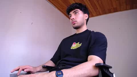 Snapshot of farid_24 chatting on 10, 11, 2025 farid_24 online show from 10, 11, 2025