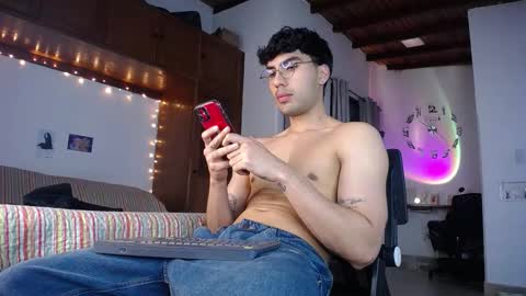 Snapshot of farid_24 chatting on 23, 3, 2026 farid_24 online show from 23, 3, 2026