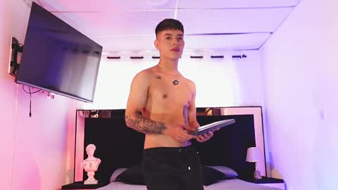 Snapshot of farid_jake_ chatting on 5, 3, 2025 farid_jake_ online show from 5, 3, 2025